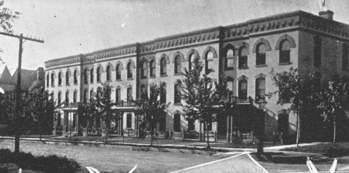 Booge Flats - 14th and Douglas